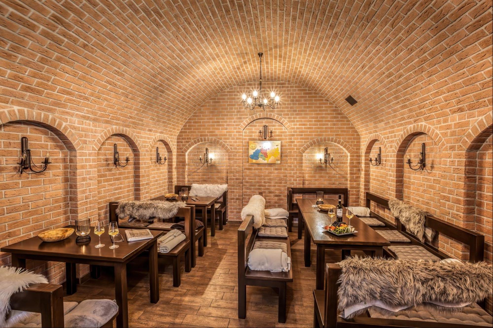 Hotel Lidovy Dum บิเซเนตซ์ ภายนอก รูปภาพ